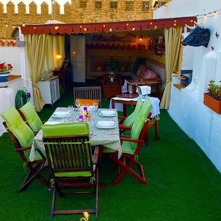 Apartamento Con Terraza,A 100M Playa Costilla Y Frente Al Castillo Rota Exterior photo