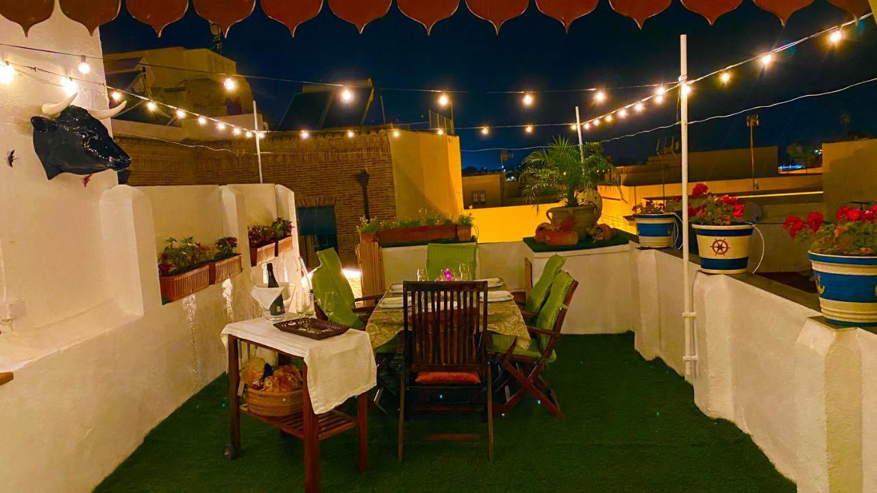 Apartamento Con Terraza,A 100M Playa Costilla Y Frente Al Castillo Rota Exterior photo