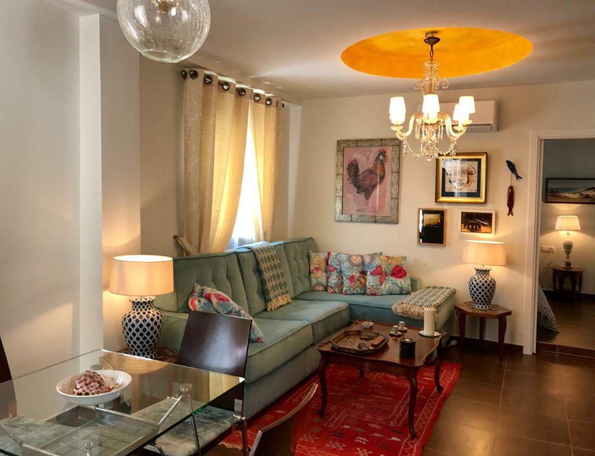 Apartamento Con Terraza,A 100M Playa Costilla Y Frente Al Castillo Rota Exterior photo